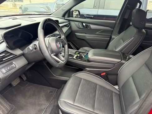 Used 2025 Buick Enclave Sport Touring w/ Super Cruise Package FWD image 8