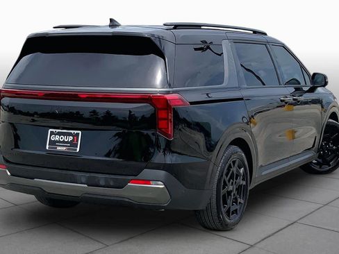 Used 2026 Kia Carnival SX w/ SX Dark Edition Package FWD image 13