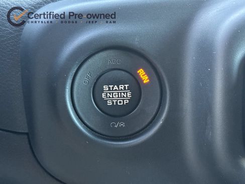 Used 2023 Jeep Wrangler Unlimited Sahara AWD/4WD image 24