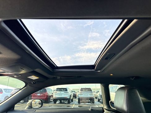 Used 2018 Dodge Challenger R/T Scat Pack image 14