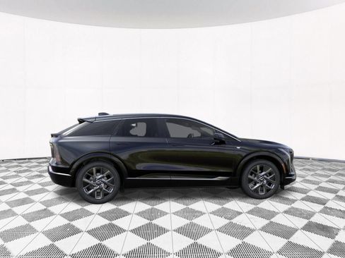 New 2027 Cadillac Optiq Luxury w/ LPO, Floor Liner Package AWD/4WD image 11