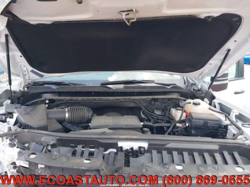 Used 2024 GMC Sierra 2500 Pro w/ Convenience Package image 9