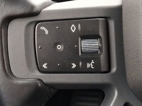 Used 2023 Land Rover Defender 110 X-Dynamic SE AWD/4WD image 25