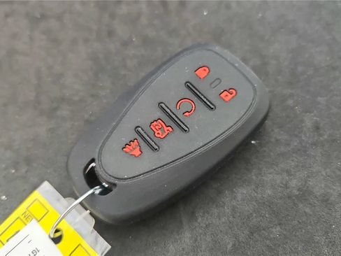 Used 2024 Chevrolet Malibu RS FWD image 21