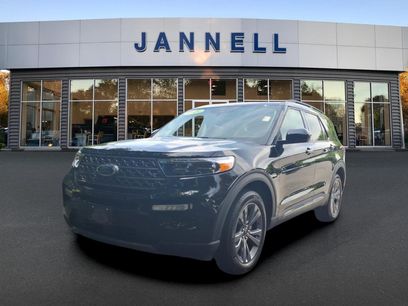 Used 2024 Ford Explorer XLT w/ Equipment Group 202A