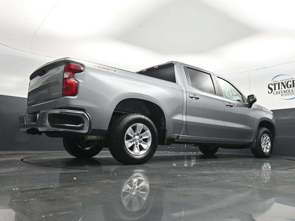 Used 2025 Chevrolet Silverado 1500 LT AWD/4WD image 32