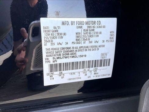 Used 2021 Lincoln Aviator Reserve w/ Elements Package Plus image 32