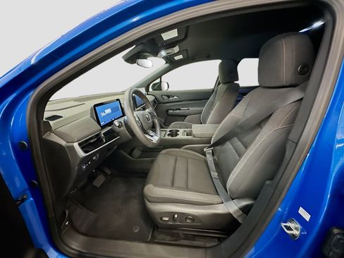Used 2025 Honda Prologue EX image 13