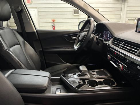Used 2019 Audi Q7 3.0T Premium Plus w/ Premium Plus Package AWD/4WD image 29