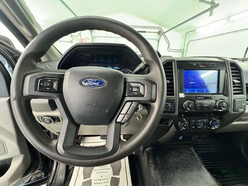 Used 2022 Ford F250 XL w/ Power Equipment Group AWD/4WD image 15