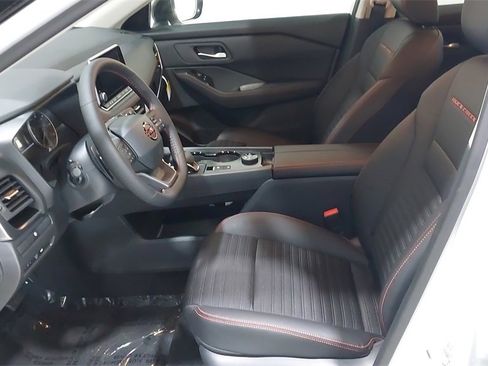 New 2026 Nissan Rogue SV w/ Rock Creek Premium Package image 20