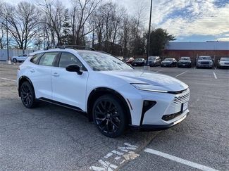 New 2025 Toyota Crown Signia video 1