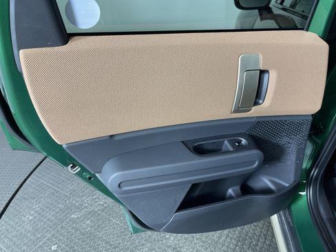 Used 2025 MINI Cooper Countryman S w/ Comfort Package Max image 16