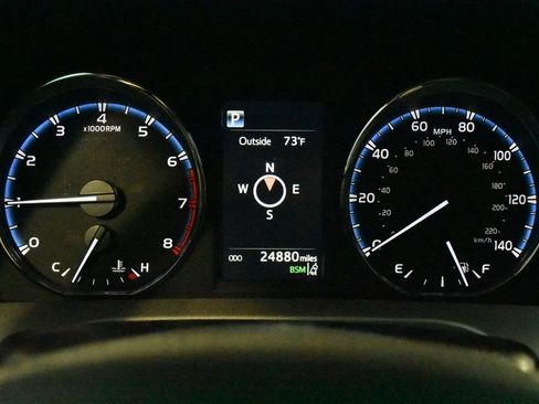 Used 2018 Toyota RAV4 Limited w/ All Weather Liner Package AWD/4WD image 19