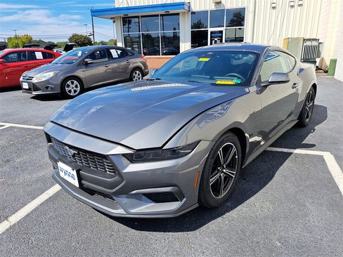 New 2025 Ford Mustang Coupe image 3