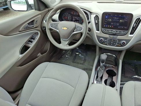 Used 2023 Chevrolet Malibu LT FWD image 10