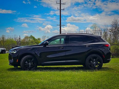 Used 2023 Buick Envision Essence w/ Sport Touring Package AWD/4WD image 7