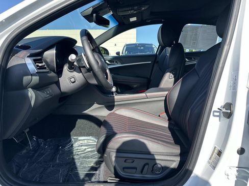 Used 2025 Genesis G70 3.3T Advanced AWD/4WD image 26
