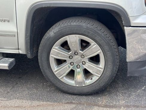 Used 2017 GMC Sierra 1500 SLT AWD/4WD image 4