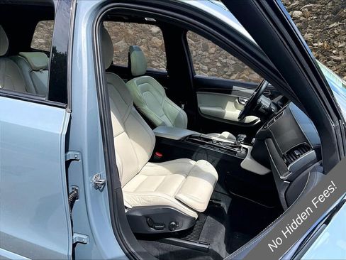 Used 2020 Volvo XC90 T5 R-Design AWD/4WD image 7