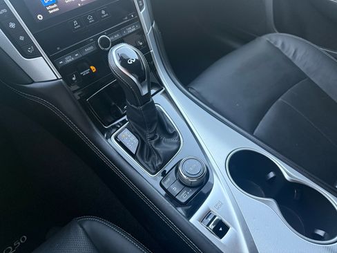 Used 2021 INFINITI Q50 Luxe w/ Seat & Sound Package image 23