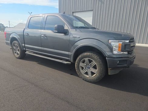 Used 2020 Ford F150 XLT w/ Equipment Group 302A Luxury AWD/4WD image 22