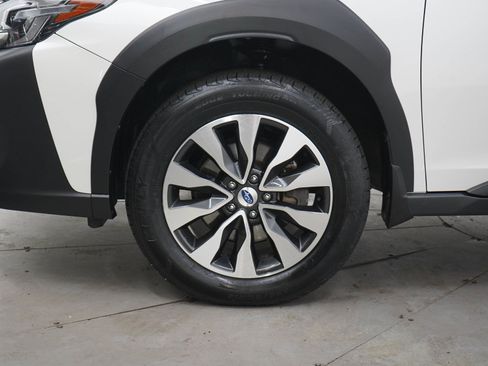 Used 2024 Subaru Outback Limited AWD/4WD image 29