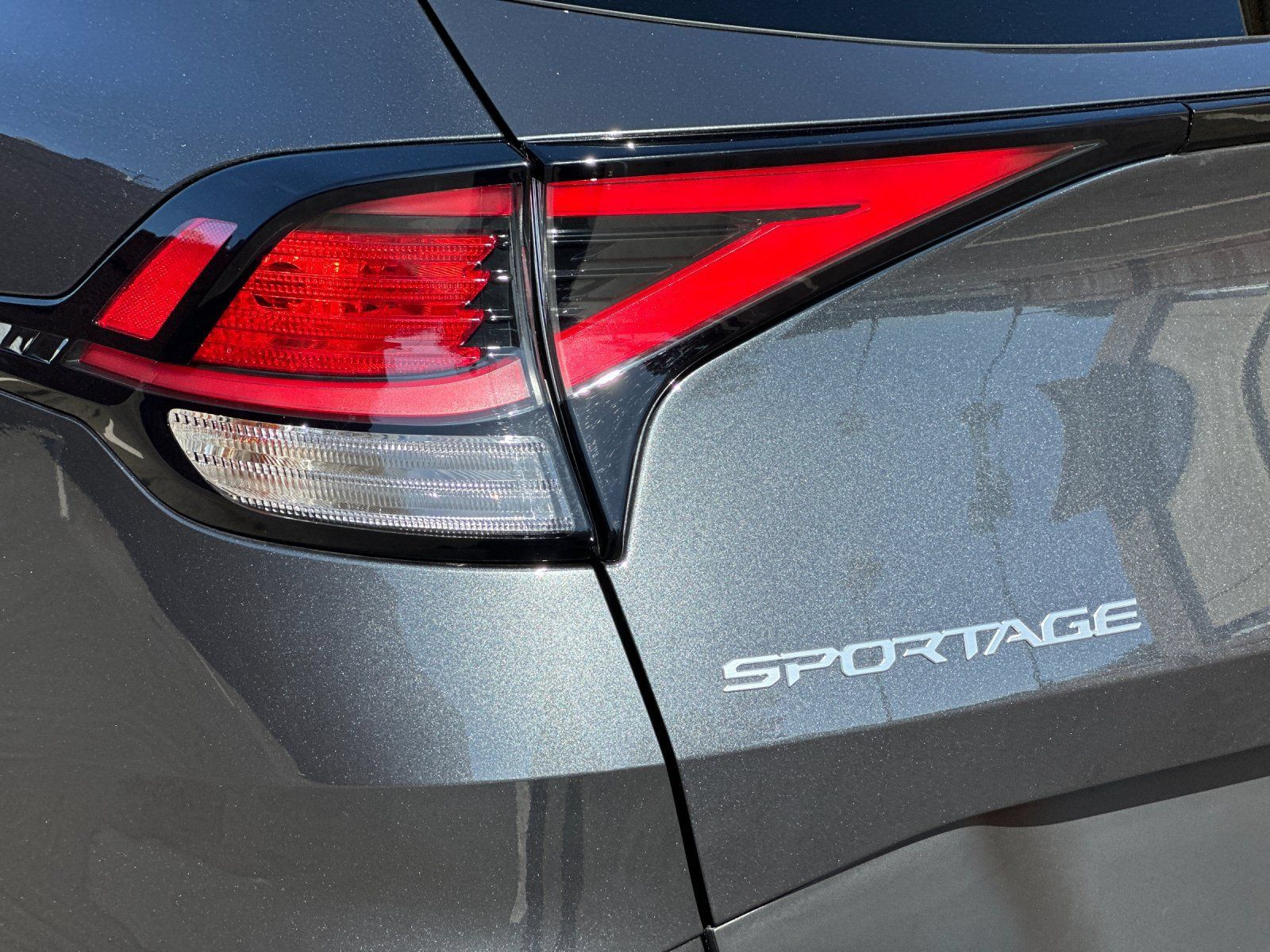 Certified 2023 Kia Sportage LX AWD/4WD image 35