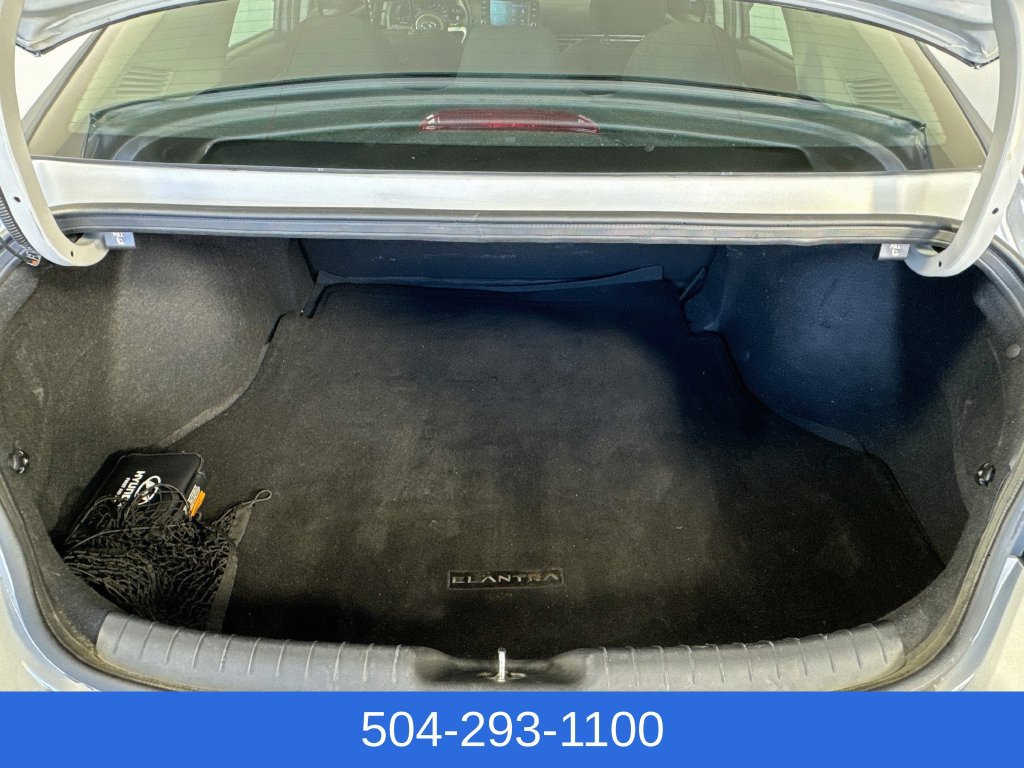 Used 2023 Hyundai Elantra SEL w/ Cargo Package FWD image 25