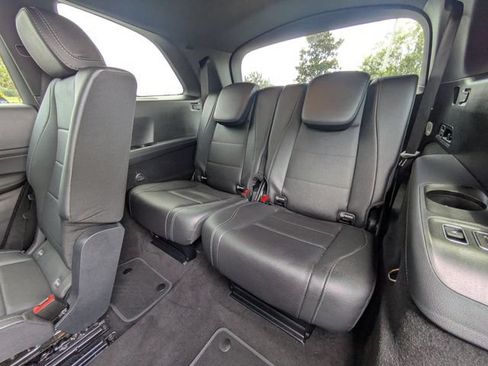 Used 2024 Mercedes-Benz GLS 450 4MATIC image 15