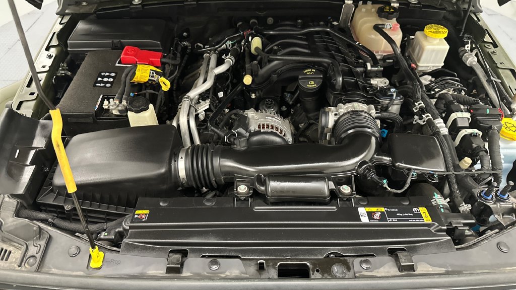 Used 2022 Jeep Gladiator Sport AWD/4WD image 11