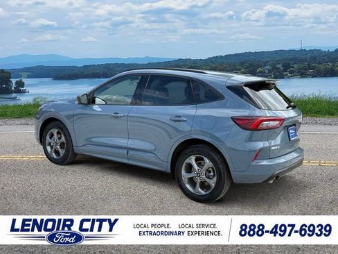 Certified 2023 Ford Escape ST-Line w/ Tech Pack #1 AWD/4WD image 5