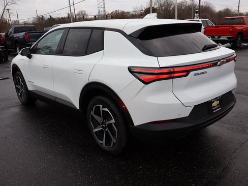 New 2026 Chevrolet Equinox EV LT image 26