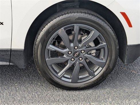 Certified 2022 Chevrolet Equinox RS image 24