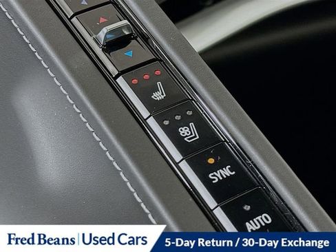 Certified 2021 Chevrolet Corvette Stingray Premium Cpe w/ Z51 Performance Package image 23