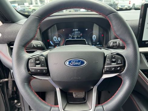 Certified 2025 Ford Explorer ST-Line AWD/4WD image 15