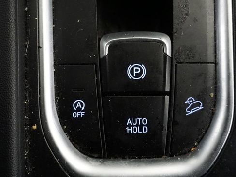 Used 2019 Hyundai Santa Fe SE image 41