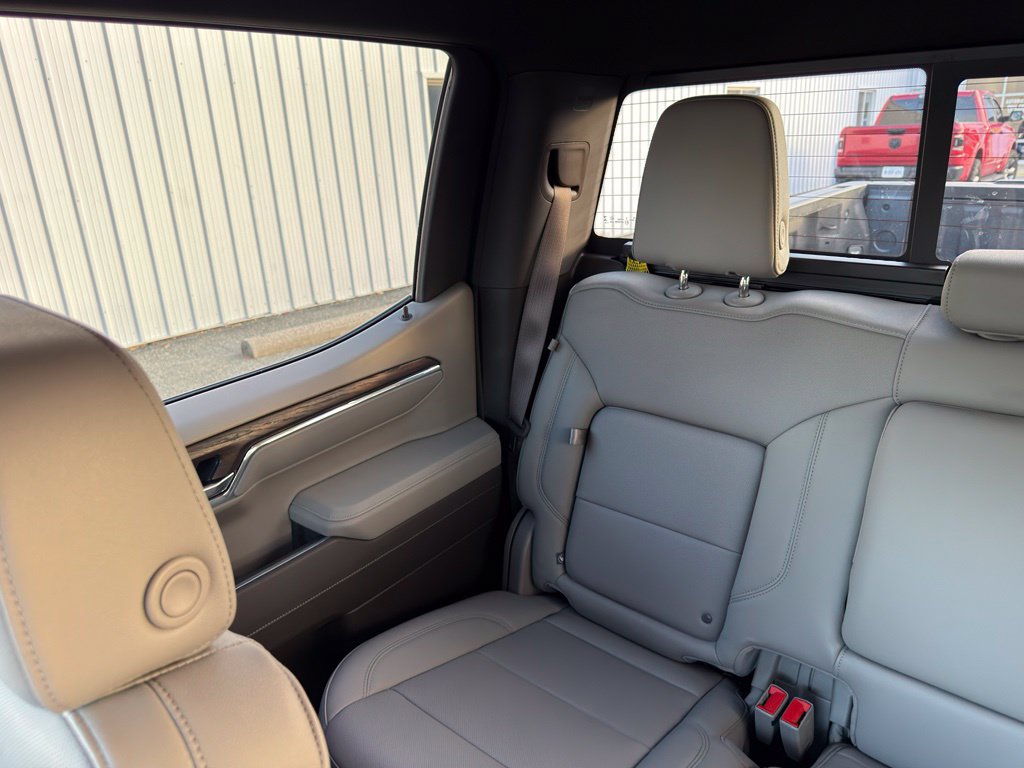 Used 2025 GMC Sierra 1500 SLT w/ SLT Premium Plus Package AWD/4WD image 11