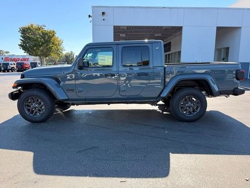 New 2026 Jeep Gladiator Sport image 6