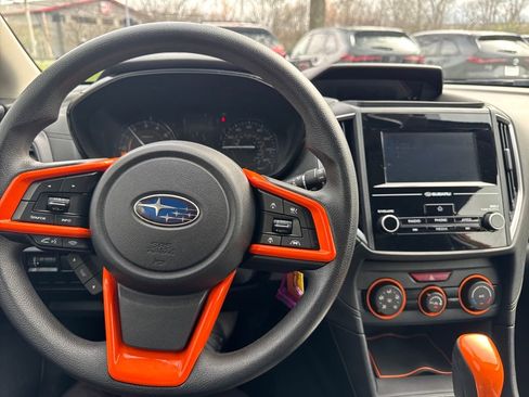 Used 2019 Subaru Crosstrek 2.0i w/ Eyesight System image 17