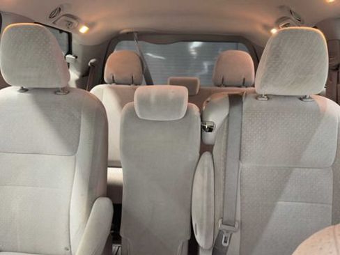 Used 2020 Toyota Sienna LE FWD image 27