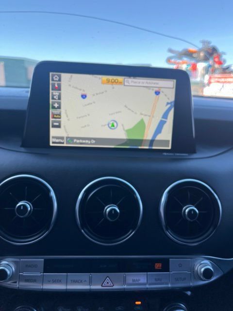Used 2018 Kia Stinger GT2 AWD/4WD image 39