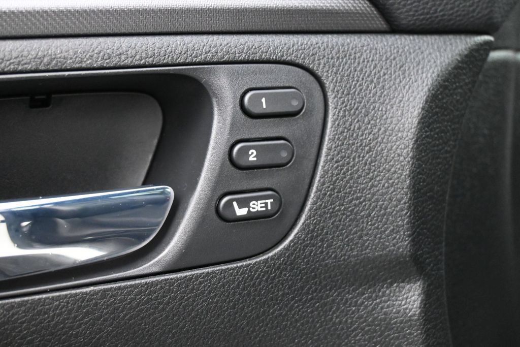 Used 2025 Honda Ridgeline RTL image 5