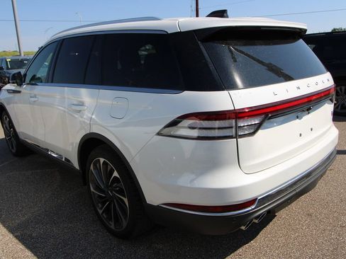 Used 2025 Lincoln Aviator Reserve w/ Equipment Group 201A AWD/4WD image 6