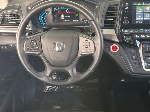 Used 2024 Honda Odyssey EX-L image 32