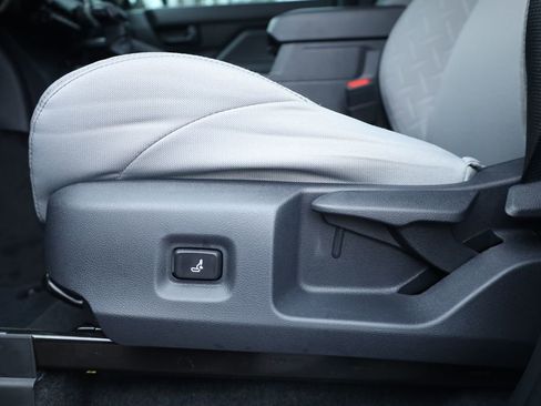 Used 2025 Toyota Tacoma SR5 image 26