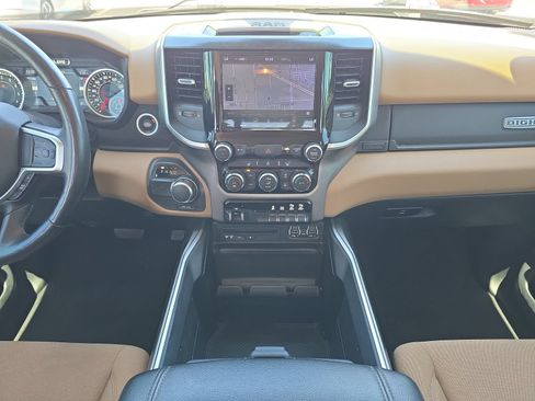 Used 2019 RAM 1500 Big Horn RWD image 11