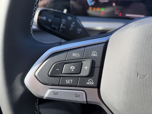 New 2026 Volkswagen Tiguan SE image 23