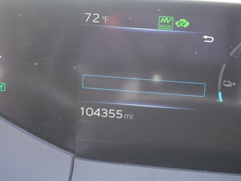 Used 2023 Toyota Prius Prime Premium image 4