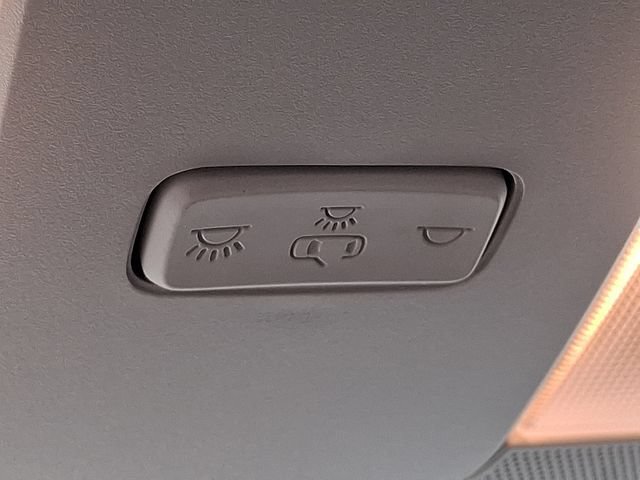 Used 2025 Kia Soul LX w/ LX Technology Package FWD image 26